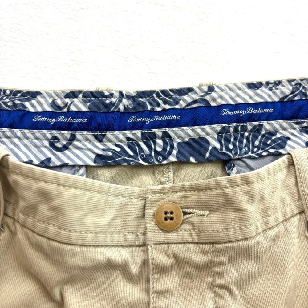Tommy Bahama Beige Flat Front Chino Golf Walking Cotton Shorts Size 36